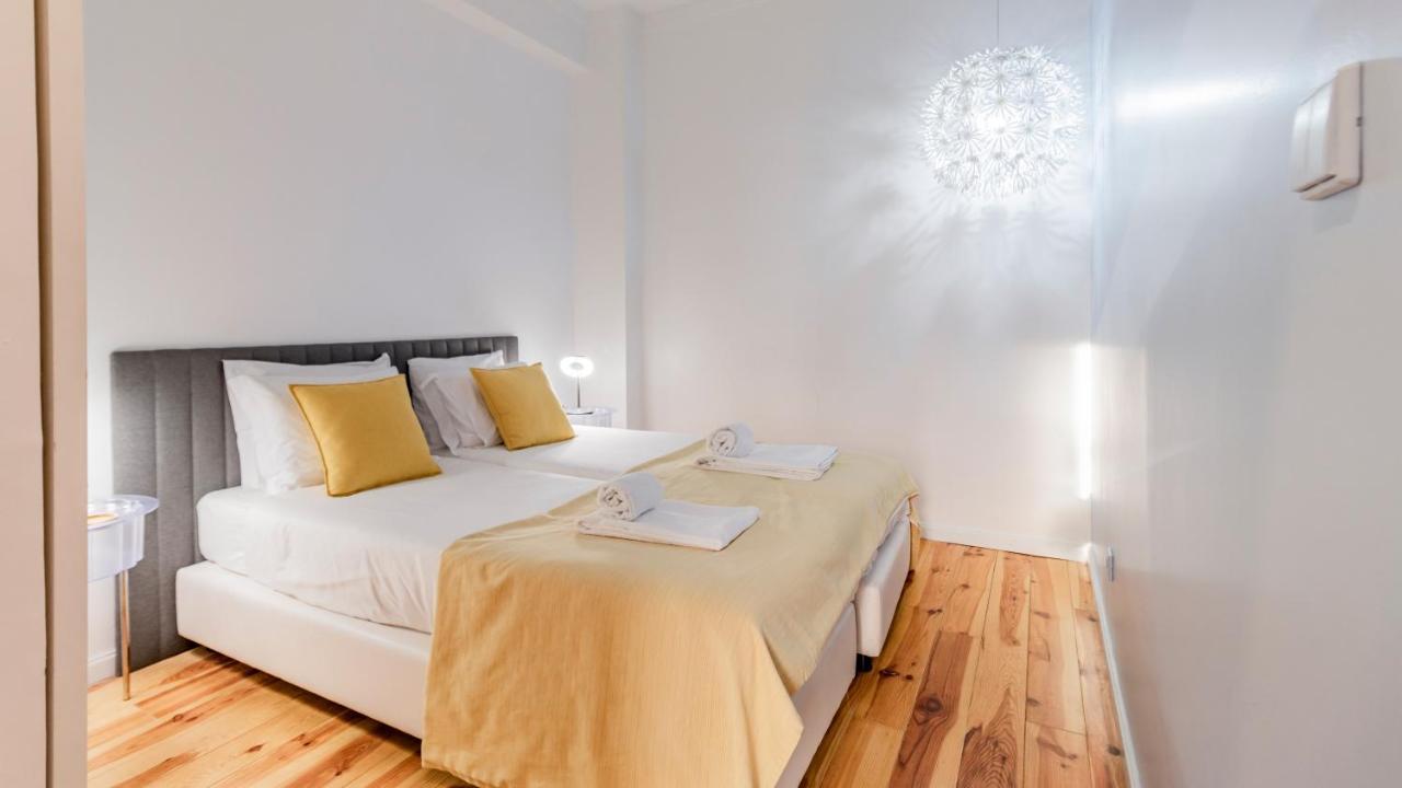 Fernandes Tomas 424 By Lovelystay Porto Exterior photo